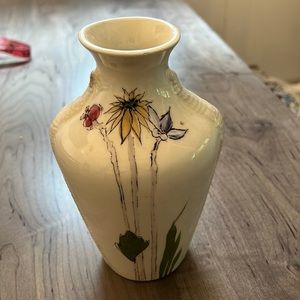 Baatz vase Garden pattern handmade hand decorated vase by Baatz Designs EUC